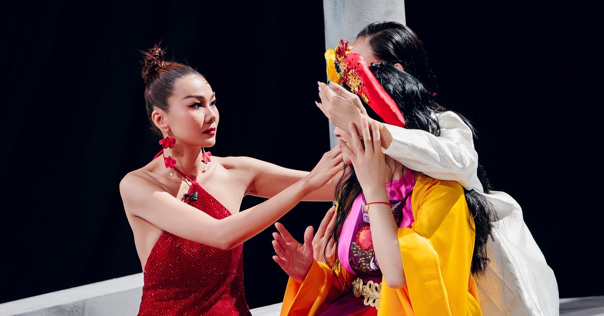 Mới Ra Quân The New Mentor Thanh Hằng Giận Dữ Vì Mất 2 Gà Chiến Mới Ra Quân The New Mentor Thanh Hằng Giận Dữ Vì Mất 2 Gà Chiến