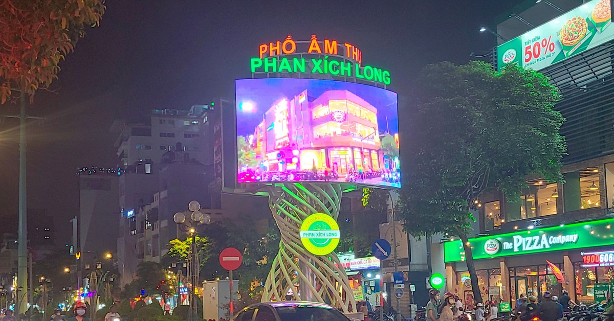 Nếu làm tốt, phố ẩm thực Phan Xích Long sẽ là Hong Kong thu nhỏ - Tuổi Trẻ  Online
