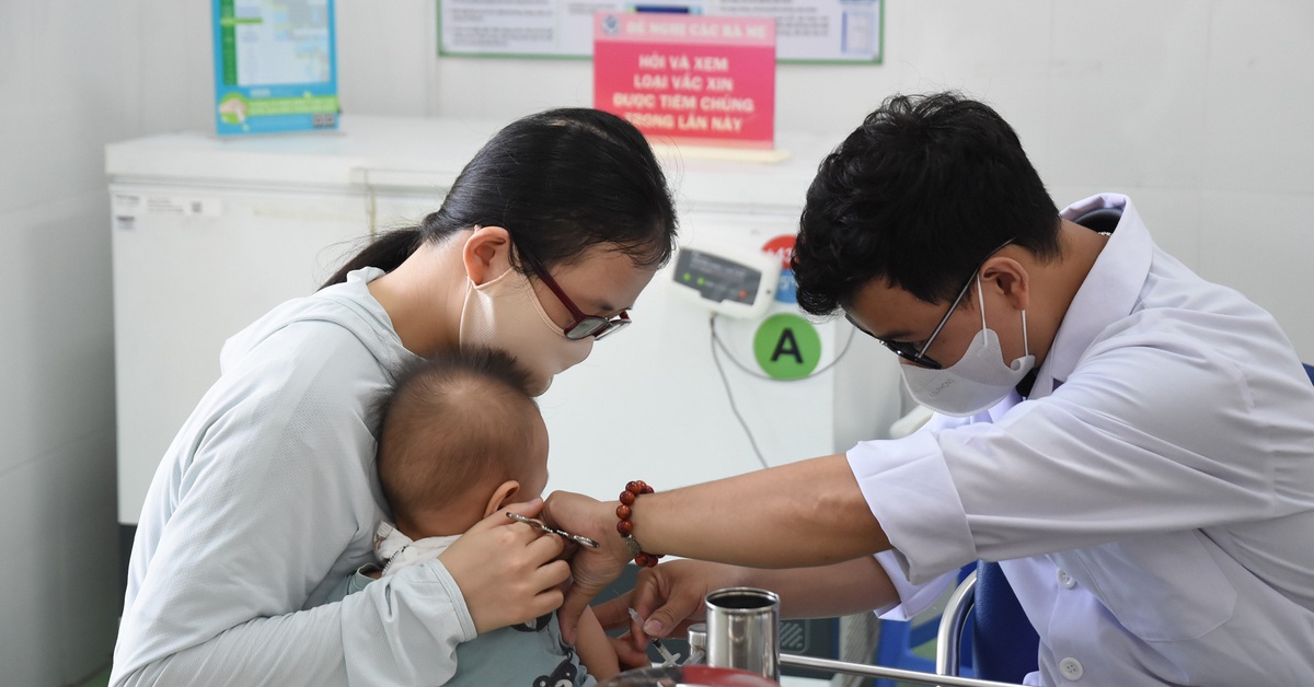 Ca mắc sởi từ các tỉnh đến khám và điều trị tại TP.HCM tăng mạnh