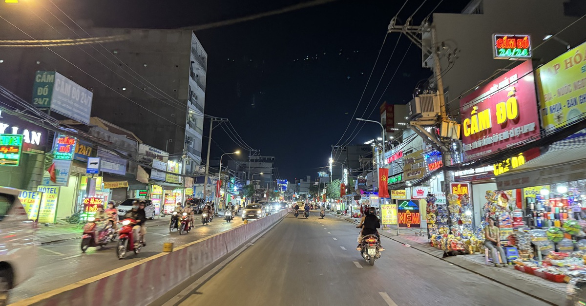 Rà soát ngay bất cập giao thông đường Huỳnh Tấn Phát, quận 7