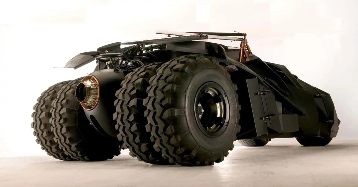 Người dùng có thể mua Batmobile chính hãng từ trong phim, giá nhẹ nhàng hơn 70 tỉ đồng