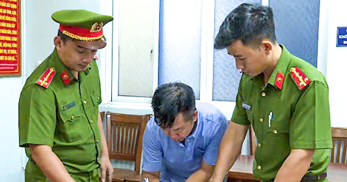 Sau gần 2 tháng kiểm tra, Công an TP.HCM khởi tố 31 bị can, thu giữ 9,7 tấn xyanua