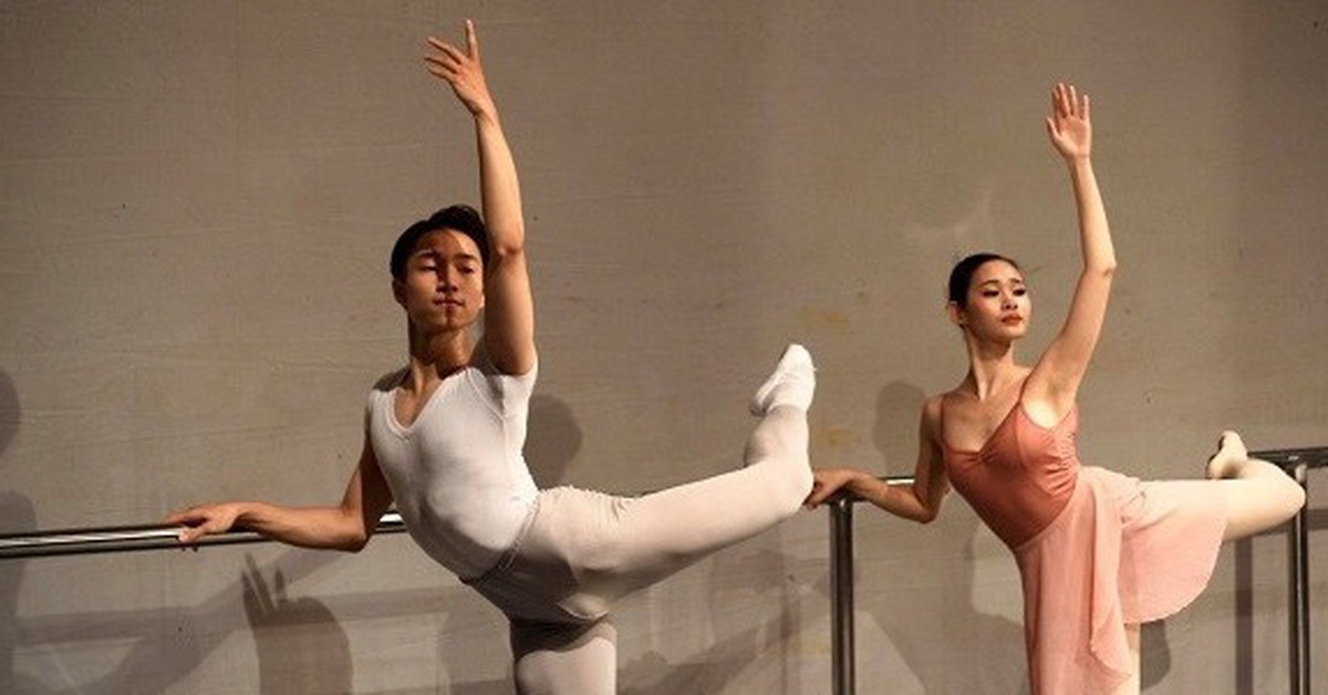 6 diễn viên ballet về nhà hát, sau một năm nghỉ cả 6