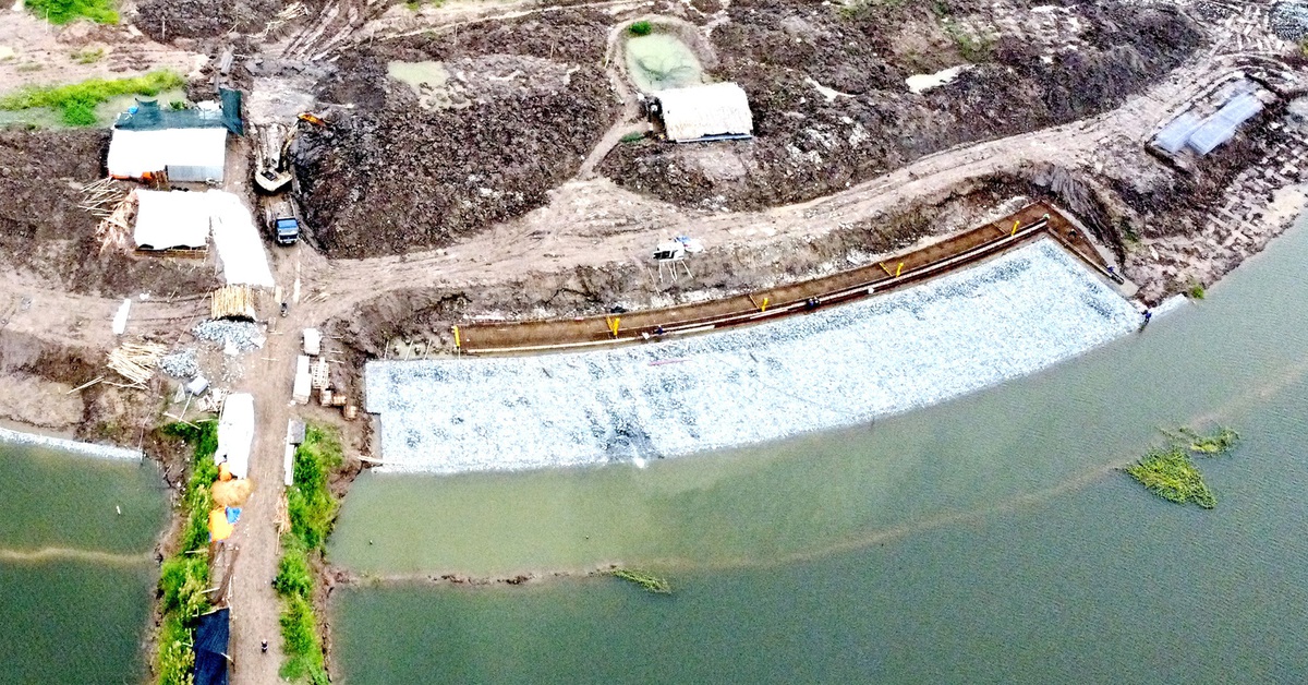 Miền Tây đua làm hồ trữ nước