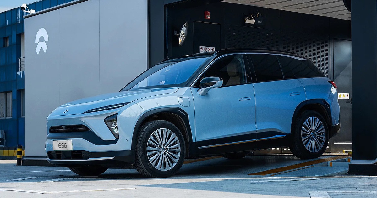 Xe điện đổi pin hết chưa tới 4 phút, nhanh như đổ xăng