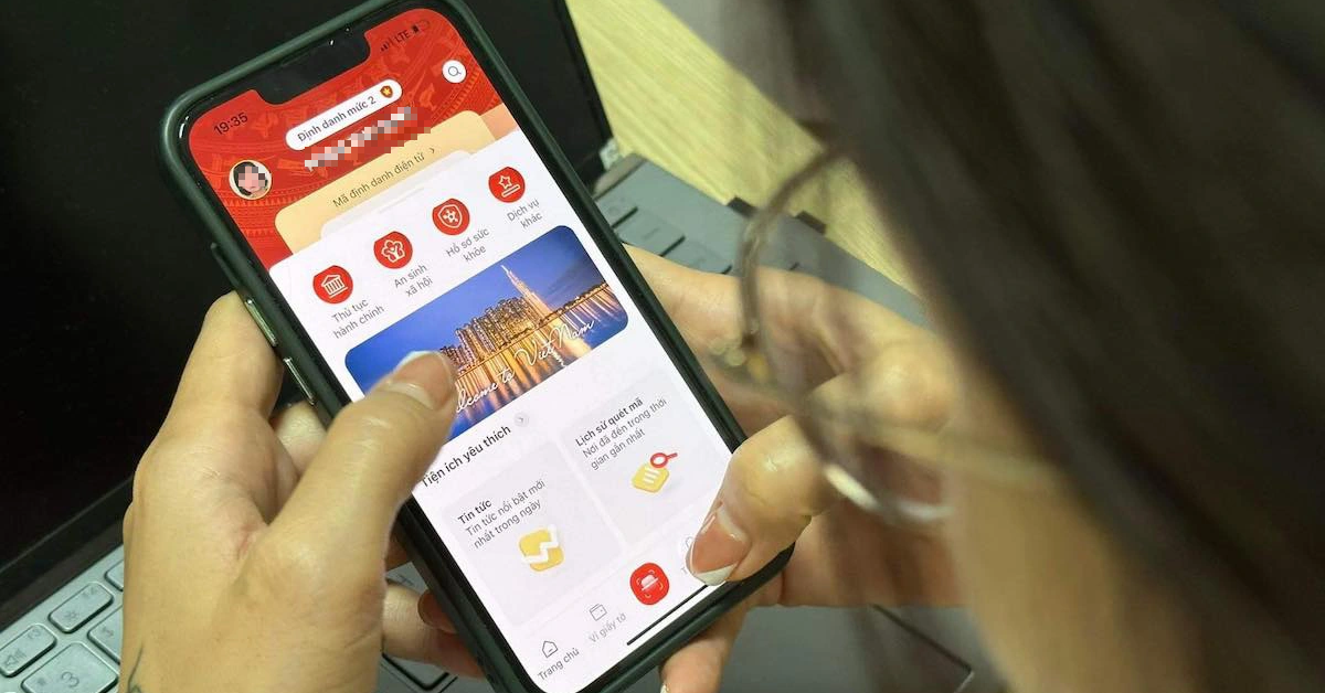 Từ 1-1-2025, tách bằng lái xe tích hợp ô tô và xe máy như thế nào? - Tuổi Trẻ Online