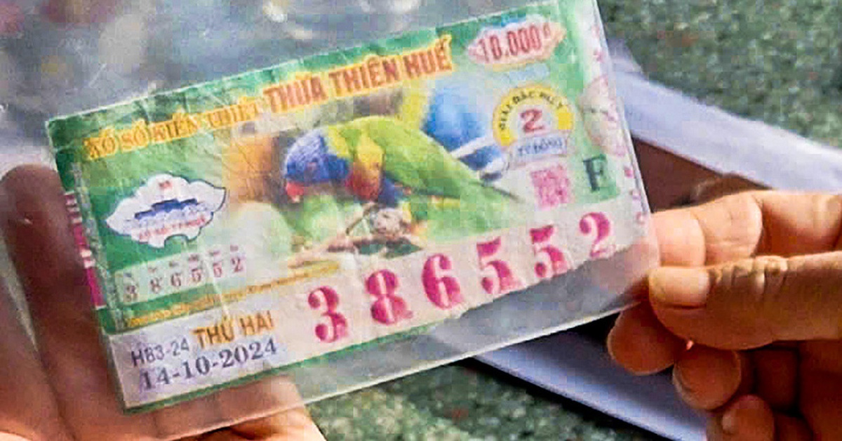 Công an từ chối trả kết quả giám định tờ vé số trúng đặc biệt bị rách cho người mua - Tuổi Trẻ Online
