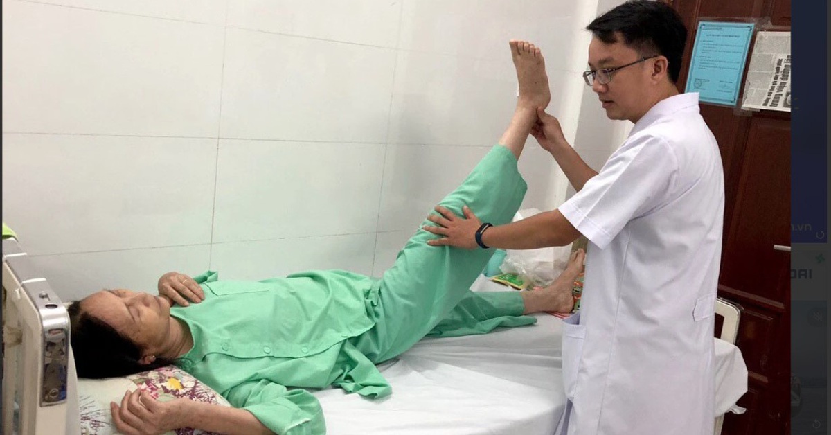 Dấu hiệu bất ngờ chỉ điểm bệnh thoát vị đĩa đệm, thoái hóa cột sống cổ nguy hiểm - Tuổi Trẻ Online