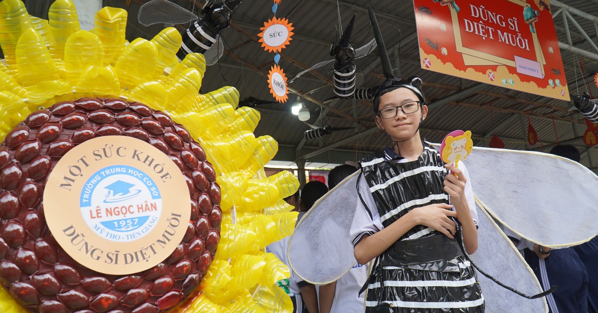 Học sinh hóa thân thành muỗi trong ngày hội khoa học - Tuổi Trẻ Online