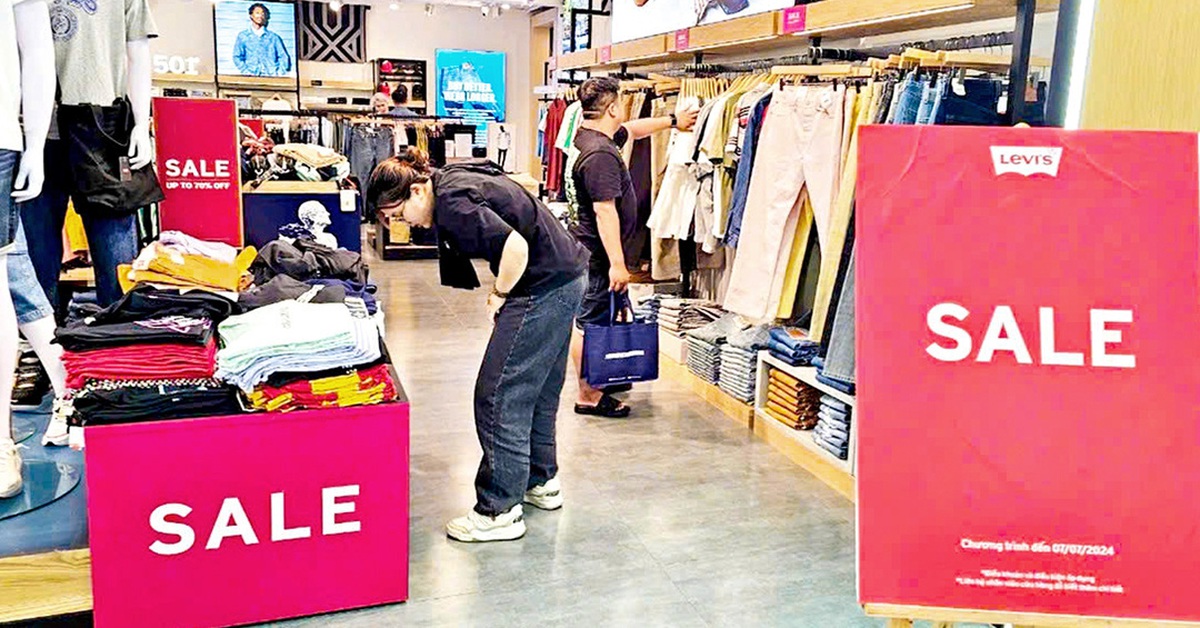 Khi tuyệt vọng ta lại chi tiêu - Tuổi Trẻ Online