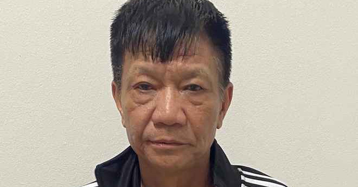 Tạm giữ người đàn ông đổ xăng đốt tình địch giữa quán bia