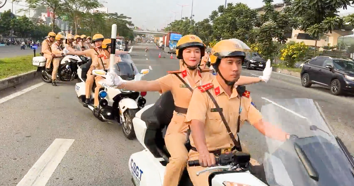 Đề xuất trích 70% tiền phạt cho CSGT: Sao chỉ có lĩnh vực giao thông được trích lại, cần làm rõ? - Tuổi Trẻ Online
