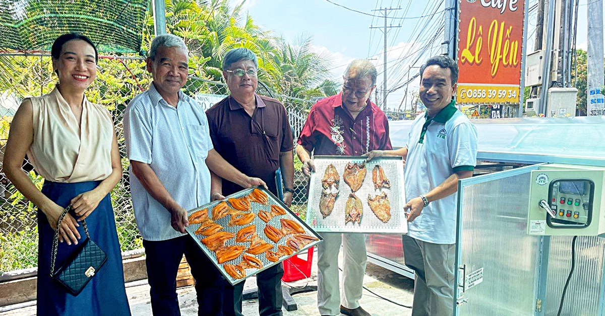 Giảng viên làm máy sấy đa năng, tiết kiệm điện bán ra cả nước