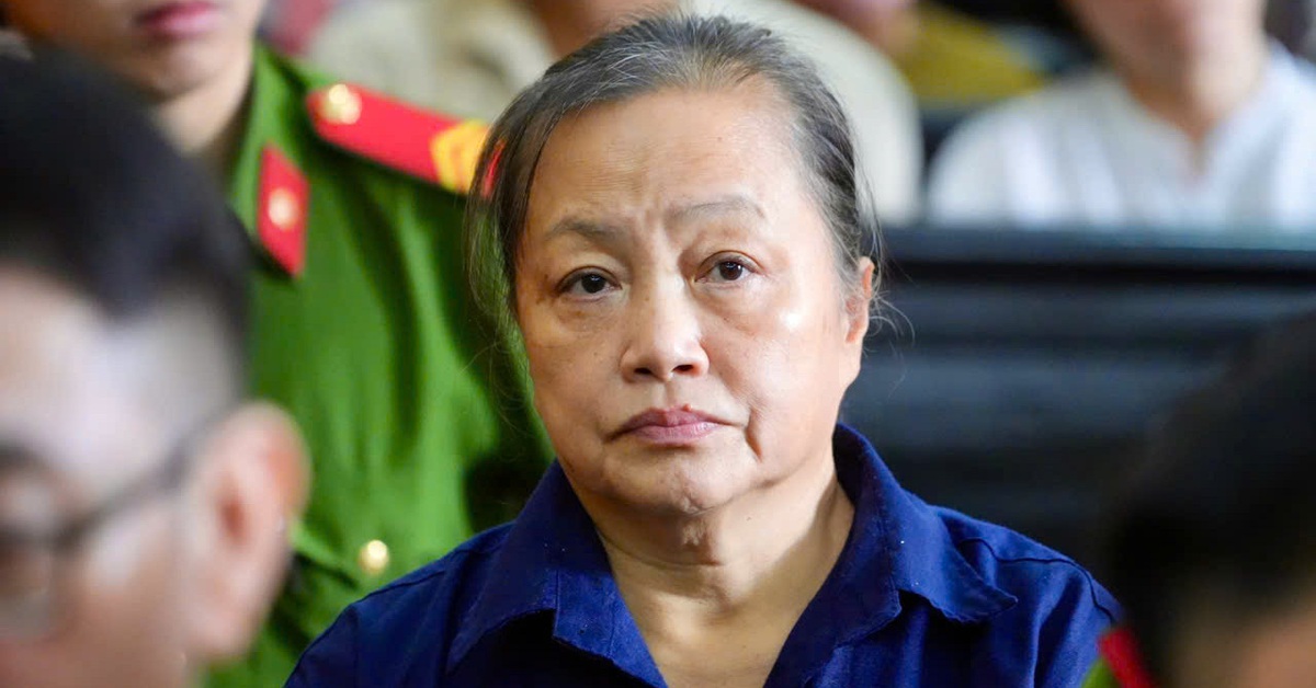 Cựu phó giám đốc Sở Kế hoạch và Đầu tư TP.HCM hầu tòa trong vụ án ‘thông thầu’ thứ 2