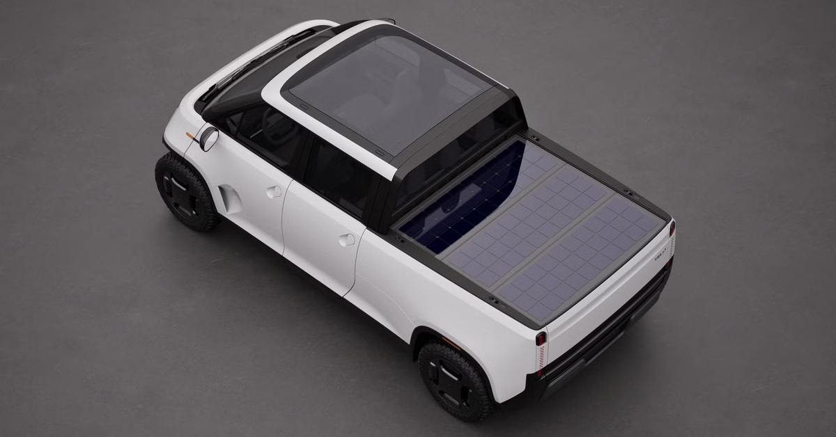 Bán tải điện năng lượng mặt trời: To như SUV A nhưng thùng ngang Triton, pin mặt trời bổ sung 10km