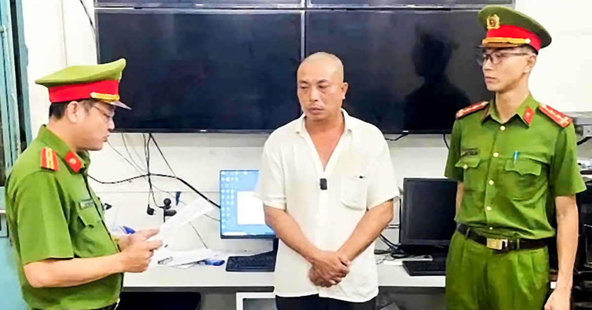 Tạm giữ hình sự người đàn ông bênh vợ, đuổi đánh nhóm shipper ở quận 1 - Tuổi Trẻ Online