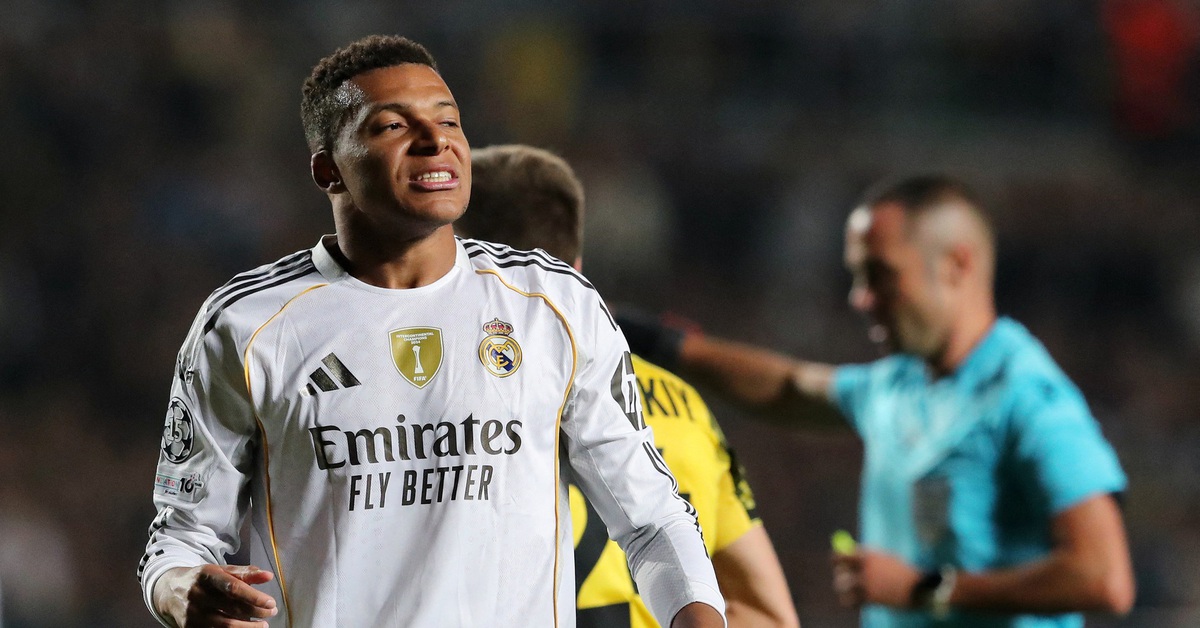 Lập hattrick, Mbappe vẫn chưa hài lòng về bản thân