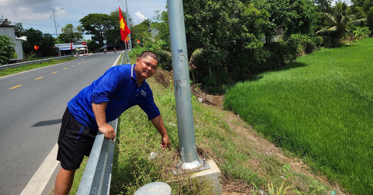 Dân bức xúc vì nạn trộm cắp dây điện chiếu sáng đường dẫn cầu Châu Đốc