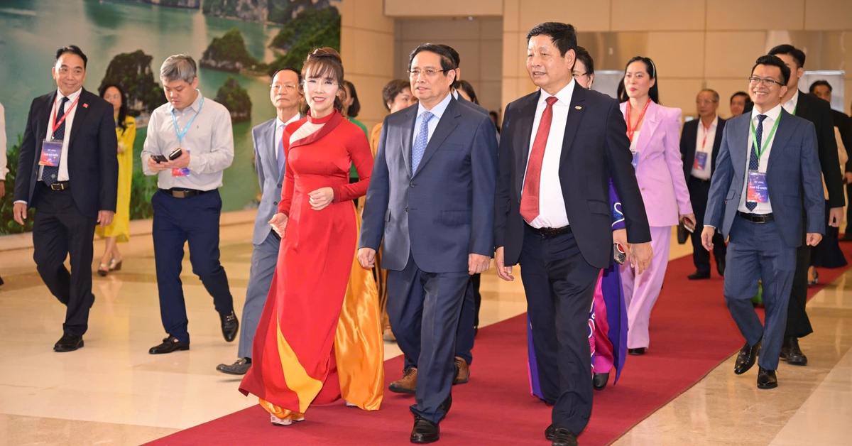 Thủ tướng 'đặt hàng' doanh nhân Việt ba cùng, ba tiên phong, hai lớn mạnh