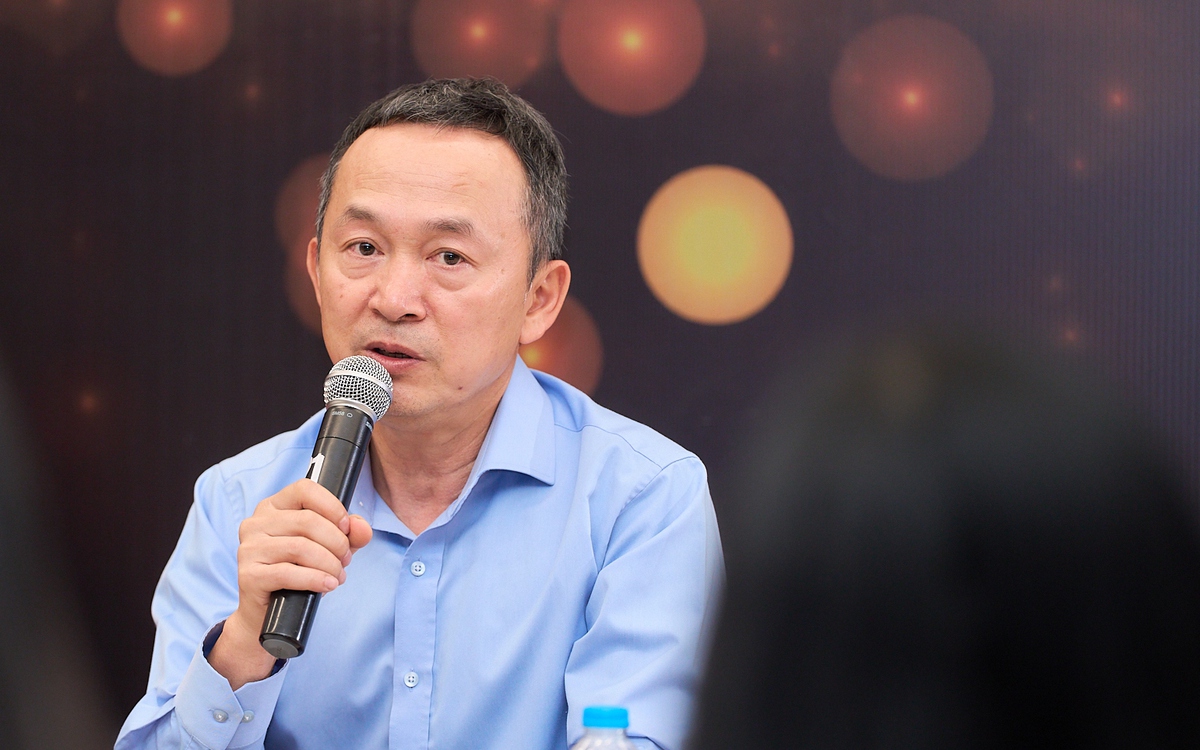 Nhạc sĩ Quốc Trung ‘nói dối’ mới mời được dàn nhạc lâu đời nhất nước Anh về Việt Nam diễn