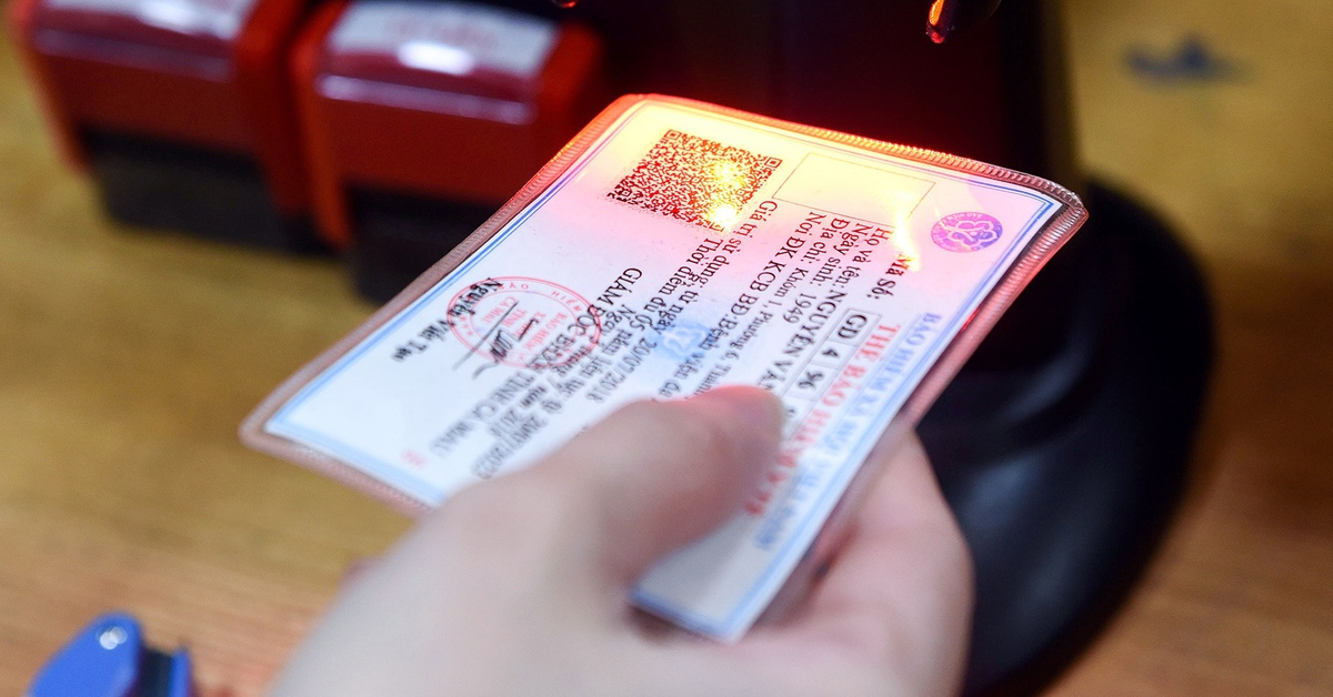 Hướng dẫn mới: Chậm trình bảo hiểm y tế có được chi trả tiền khám chữa bệnh?