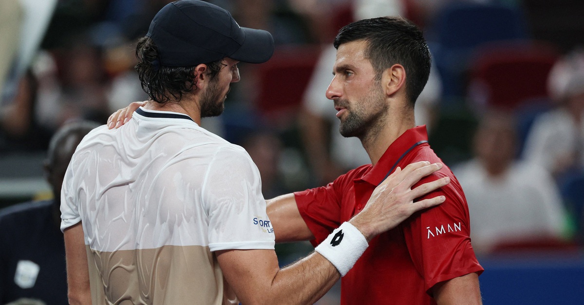 Djokovic thua sốc tay vợt hạng 204 thế giới