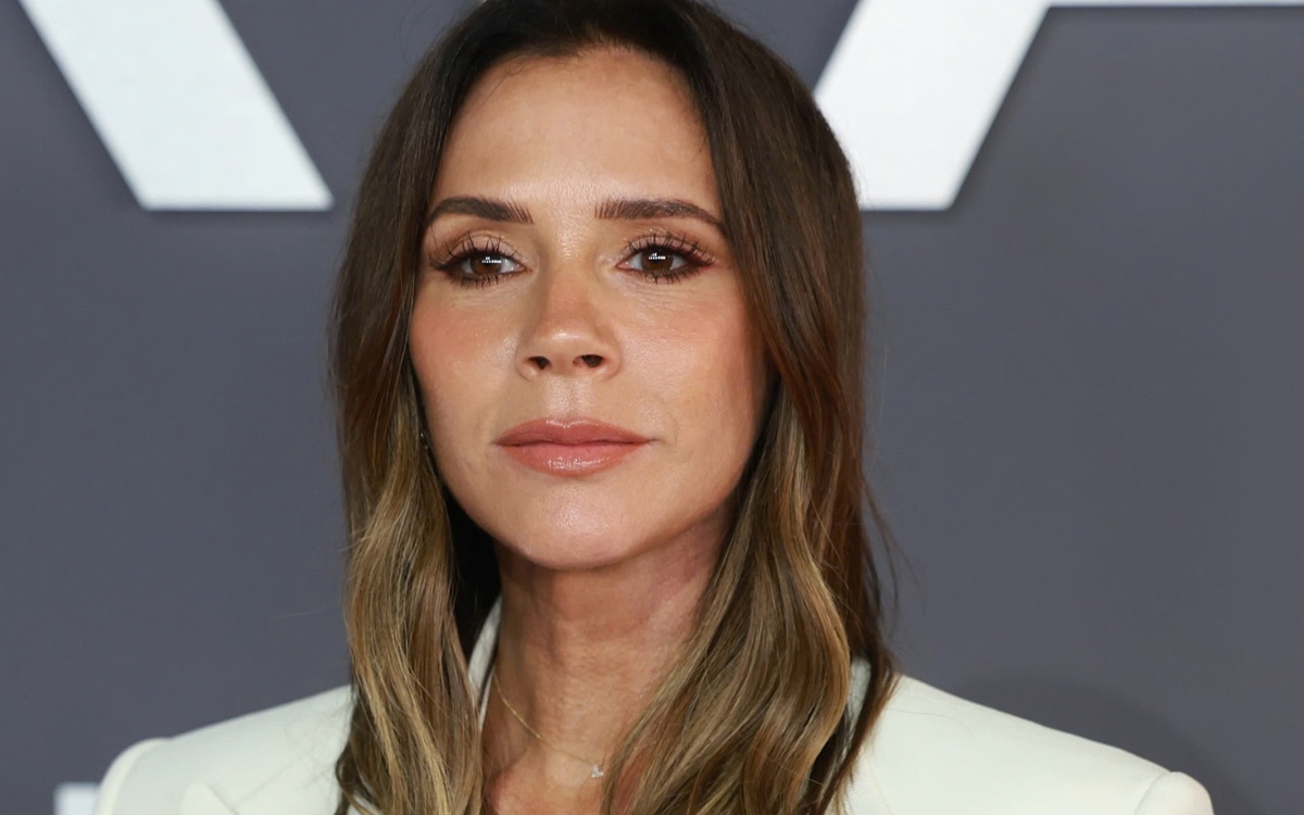 Victoria Beckham từng bị rối loạn ăn uống suốt nhiều năm