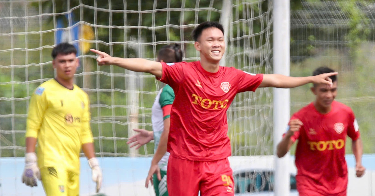 Cúp bóng đá 7 người quốc gia 2025 khai cuộc rộn ràng tại TP.HCM