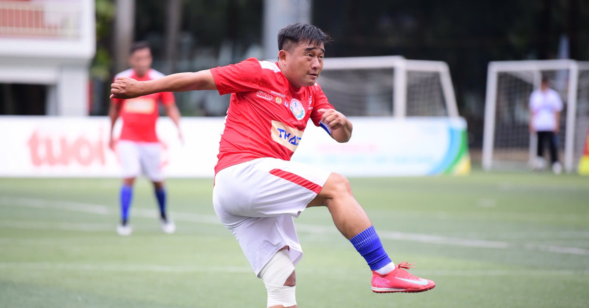 Giải bóng đá công nhân, viên chức năm 2025: Ấn tượng những gương mặt thân thương