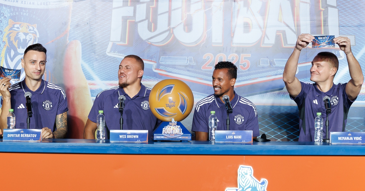 Bộ tứ huyền thoại Man United giao lưu cùng người hâm mộ Việt Nam