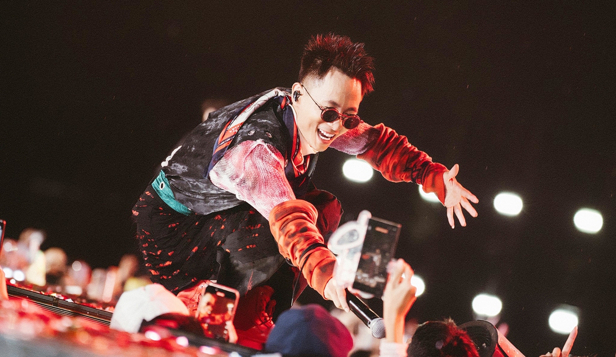 Ai dám phong Rhymastic là 'hoàng đế'?