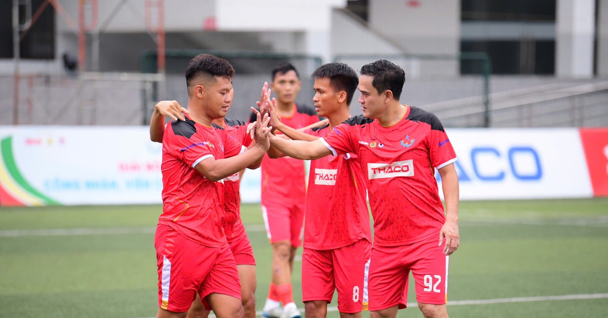 Sacombank vào bán kết Giải bóng đá công nhân, viên chức Việt Nam