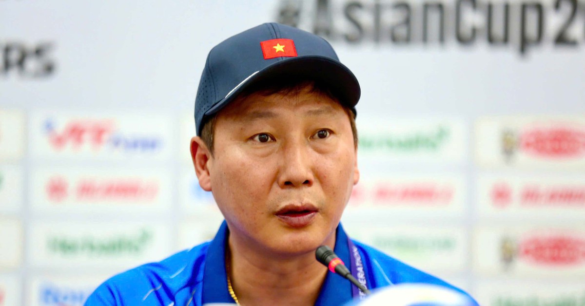 HLV Kim Sang Sik mong tuyển Việt Nam thắng đậm Nepal