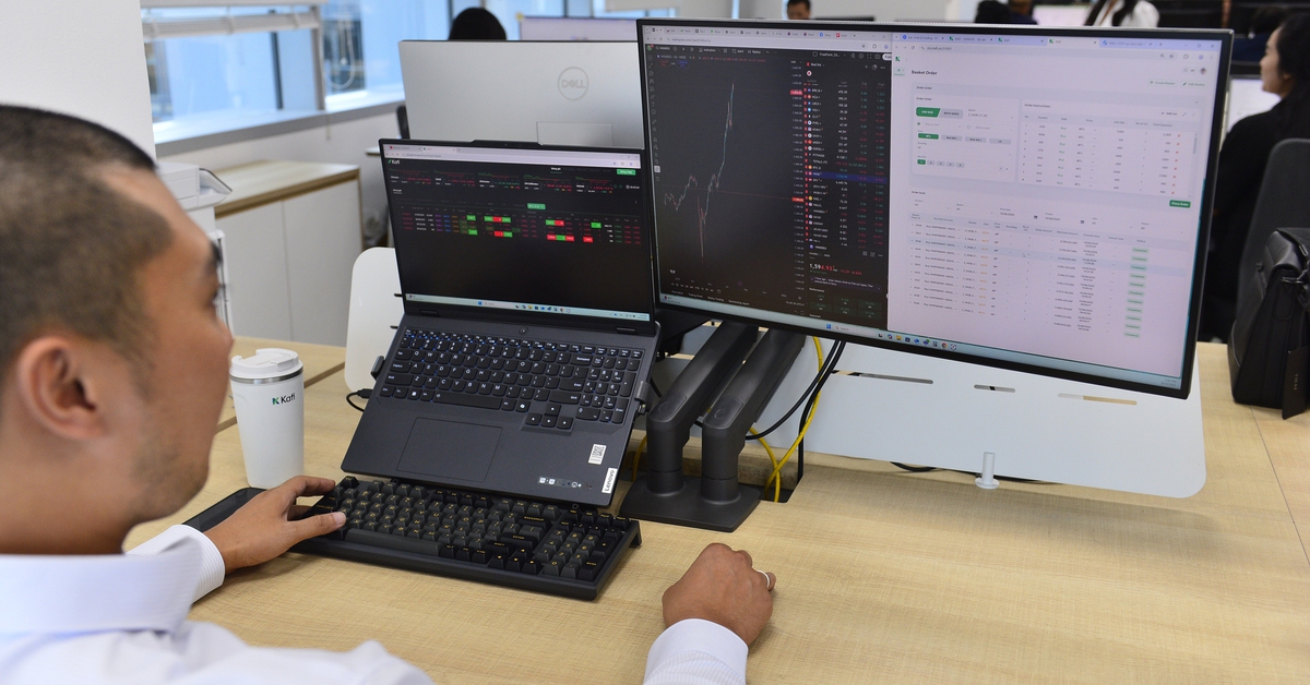 Chứng khoán Việt ra sao sau căng thẳng mới thương mại Mỹ - Trung?