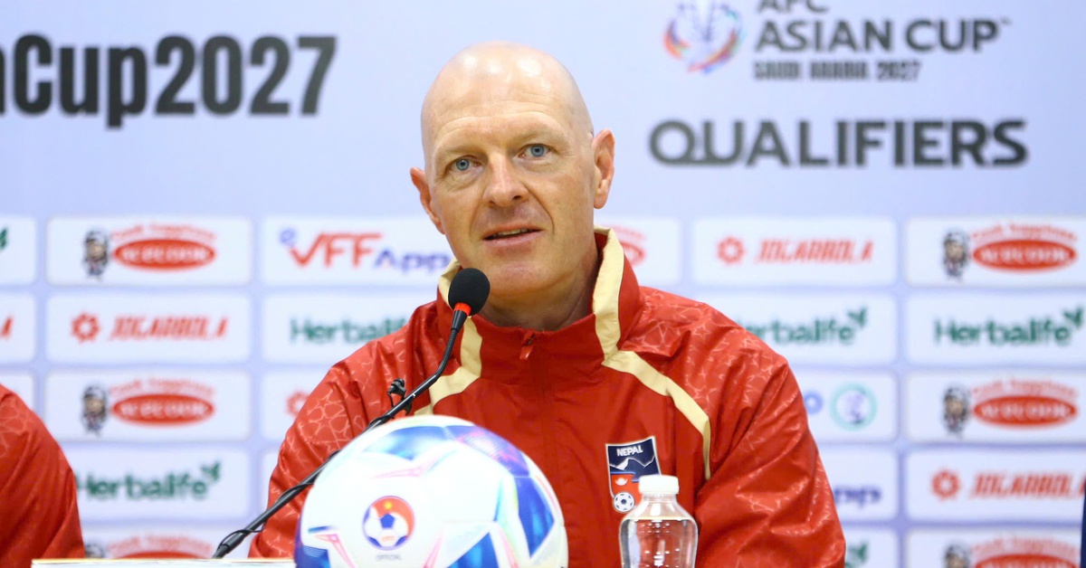 Muốn có điểm, HLV Nepal mong mưa càng to càng tốt khi thi đấu với tuyển Việt Nam