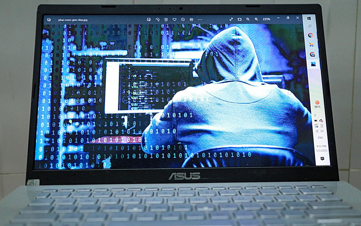 Tìm bị hại vụ lừa đảo mua thẻ cào may mắn qua mạng xã hội