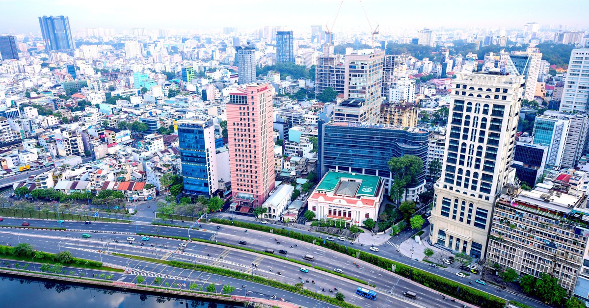 Vươn lên từ đô thị hợp nhất