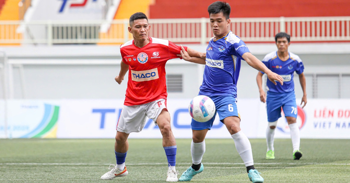 Dân đá bóng làm sao tránh chấn thương rách cơ đùi?