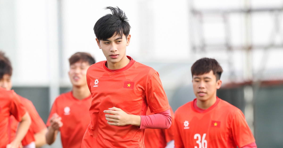 Thần đồng Hoàng Anh Gia Lai lọt top 60 cầu thủ trẻ xuất sắc nhất thế giới