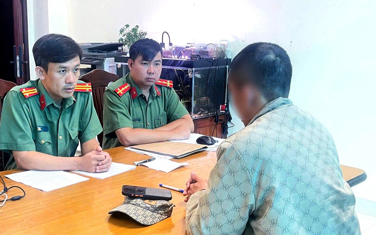 Lâm Đồng xử phạt người đăng clip cảnh sát cơ động cản người dân đặt taxi công nghệ