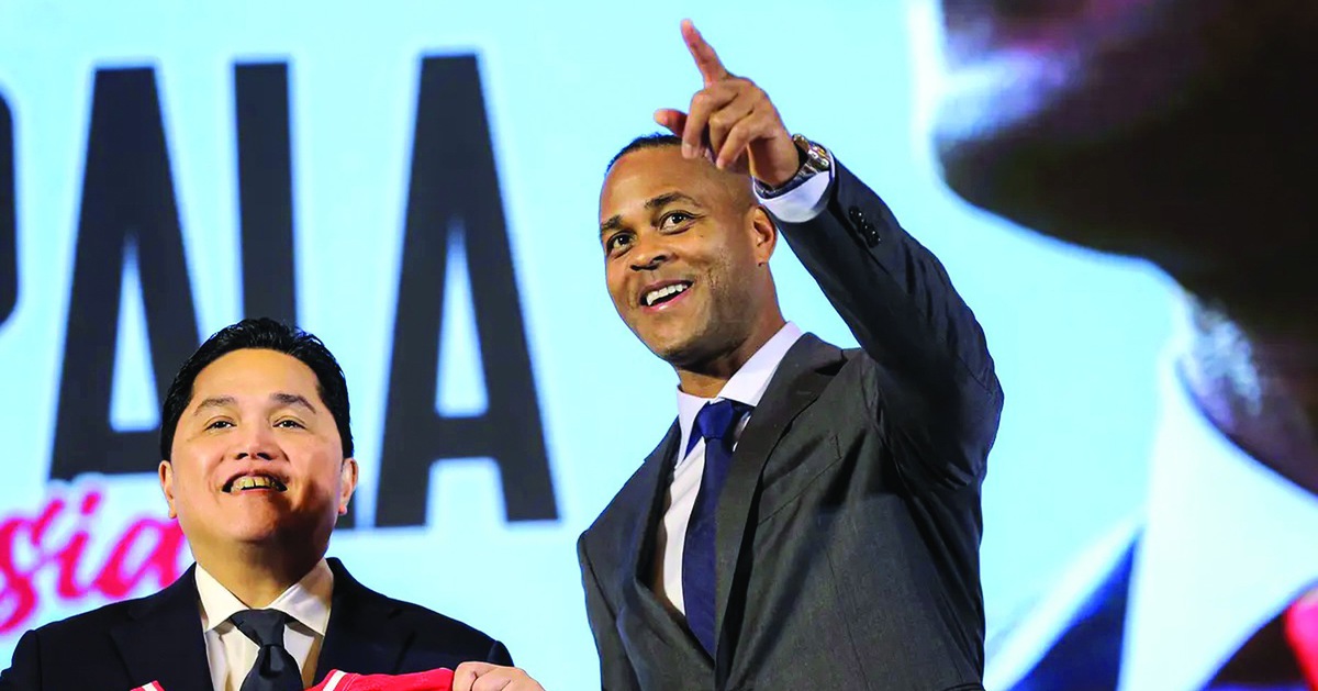 Indonesia sa thải HLV Kluivert sau khi tan mộng World Cup