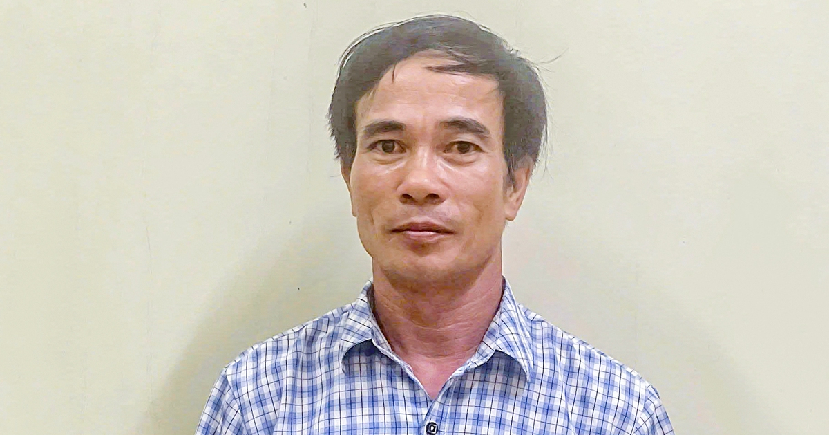 Tạm giữ người đàn ông cầm bút đòi 'chọc vào mặt' nữ bác sĩ