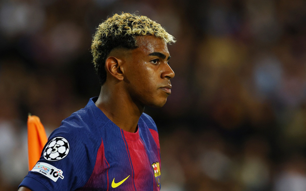 Sếp Barca ngăn HLV Flick phạt Yamal?