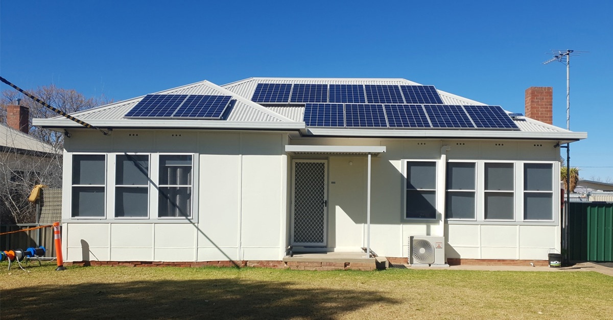 Bốn nguyên tắc để pin mặt trời không thành ‘bom’ hẹn giờ trên mái nhà