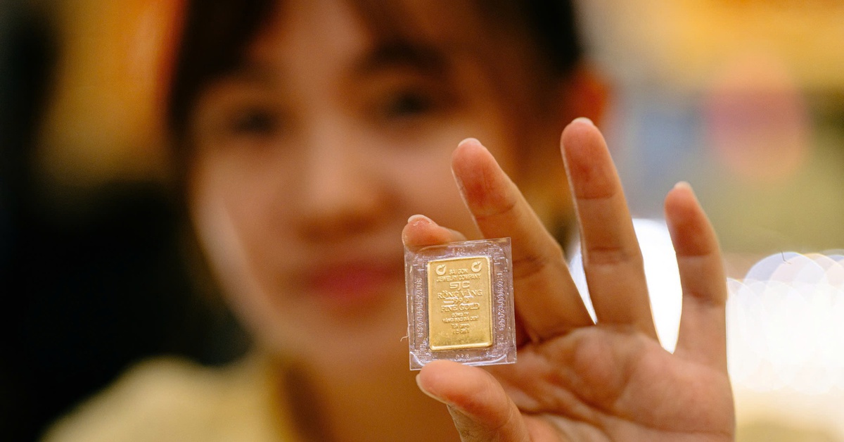 Giá vàng lên 153 triệu đồng/lượng