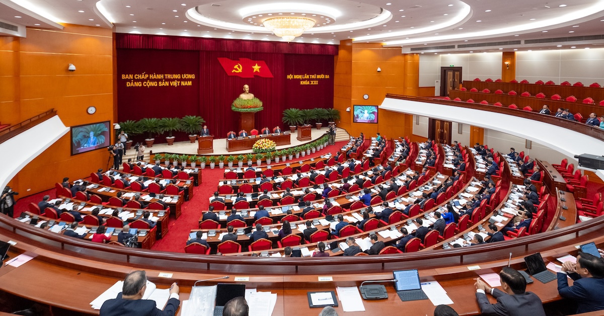 Bộ Chính trị quy định bố trí công tác với cán bộ sau khi cho thôi chức, từ chức, miễn nhiệm