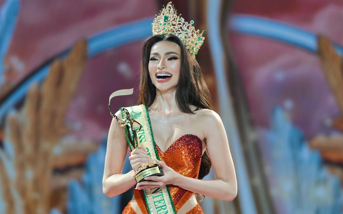 Tân Miss Grand International 2025 bị chỉ trích ở quê nhà vì gây chia rẽ chính trị