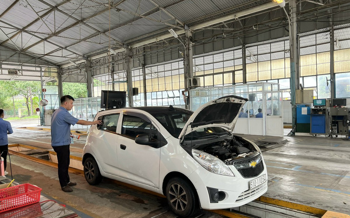 Cảnh báo giả mạo cơ quan đăng kiểm yêu cầu tạo tem kiểm định mới