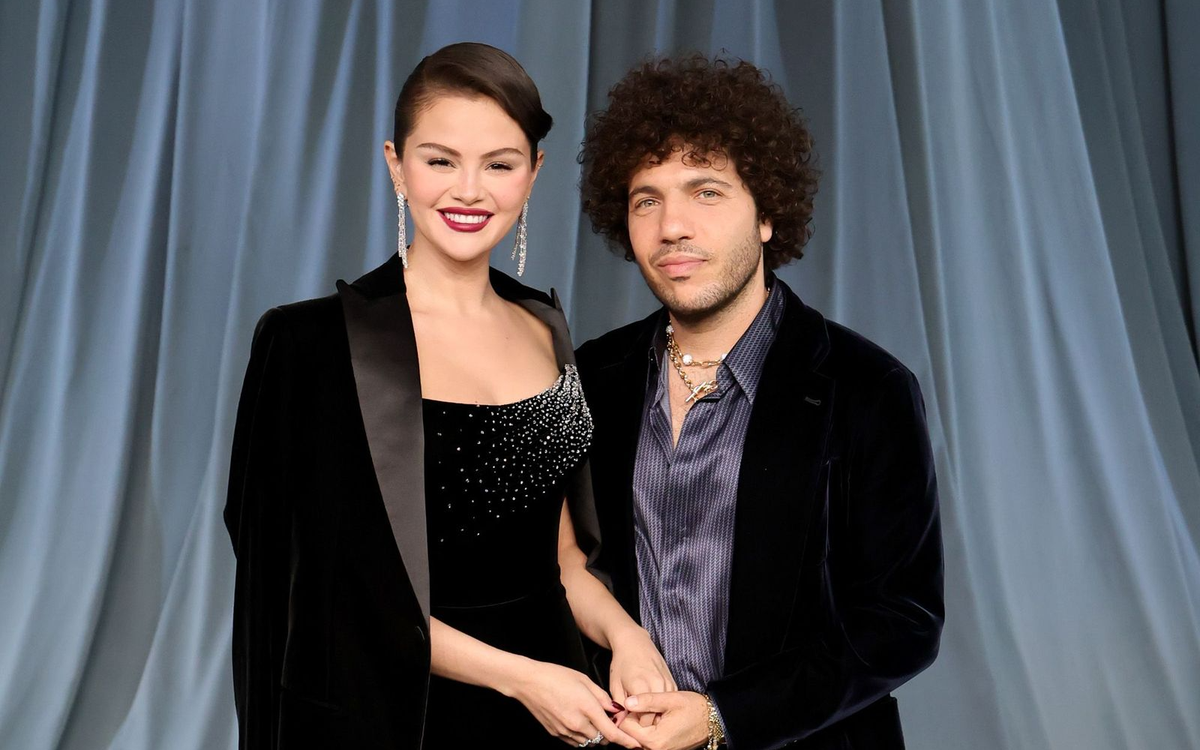 Selena Gomez rạng rỡ trong lần đầu xuất hiện cùng Benny Blanco sau kết hôn