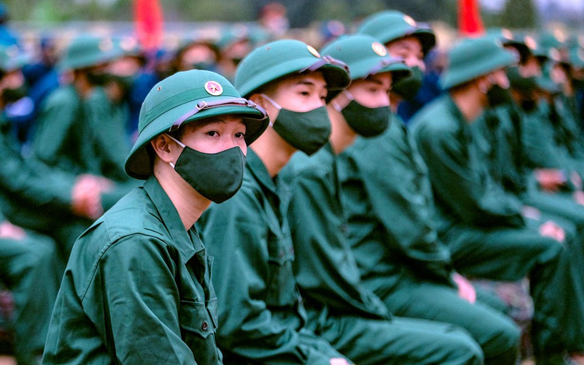 Ba là sĩ quan tại ngũ, vậy tôi có được gọi nhập ngũ không?